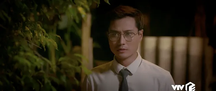 Tình yêu và tham vọng - Tập 52: Nuốt nước mắt vào trong, Tuệ Lâm ra đi không một lời từ biệt Minh - Ảnh 32. Tình yêu và tham vọng - Tập 52: Nuốt nước mắt vào trong, Tuệ Lâm ra đi không một lời từ biệt Minh - Ảnh 32.