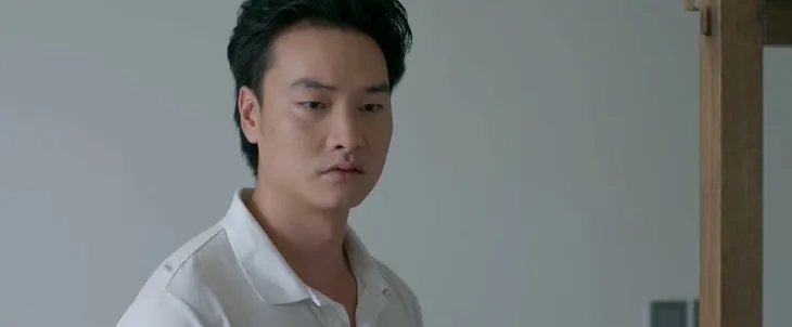 Tình yêu và tham vọng - Tập 57: Chỉ 1 chiêu, Phong khiến cả phim hiểu lầm lẫn nhau - Ảnh 17. Tình yêu và tham vọng - Tập 57: Chỉ 1 chiêu, Phong khiến cả phim hiểu lầm lẫn nhau - Ảnh 17.