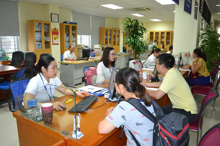 Thuế và hải quan: Hai bệ đỡ quan trọng của nền kinh tế - Ảnh 2. Thuế và hải quan: Hai bệ đỡ quan trọng của nền kinh tế - Ảnh 2.