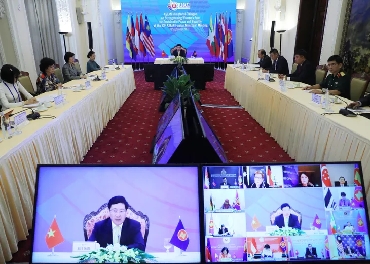Tăng cường vai trò của phụ nữ vì hòa bình và an ninh bền vững - Ảnh 1. Tăng cường vai trò của phụ nữ vì hòa bình và an ninh bền vững - Ảnh 1.