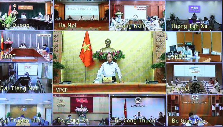 Phòng chống COVID-19 nhưng không ngăn sông cấm chợ - Ảnh 2. Phòng chống COVID-19 nhưng không ngăn sông cấm chợ - Ảnh 2.