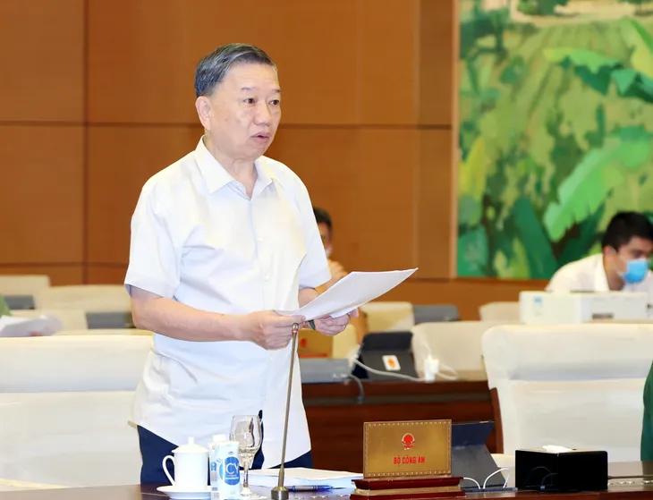 UBTV Quốc hội cho ý kiến về dự án Luật Lực lượng tham gia bảo vệ an ninh, trật tự ở cơ sở - Ảnh 1. UBTV Quốc hội cho ý kiến về dự án Luật Lực lượng tham gia bảo vệ an ninh, trật tự ở cơ sở - Ảnh 1.