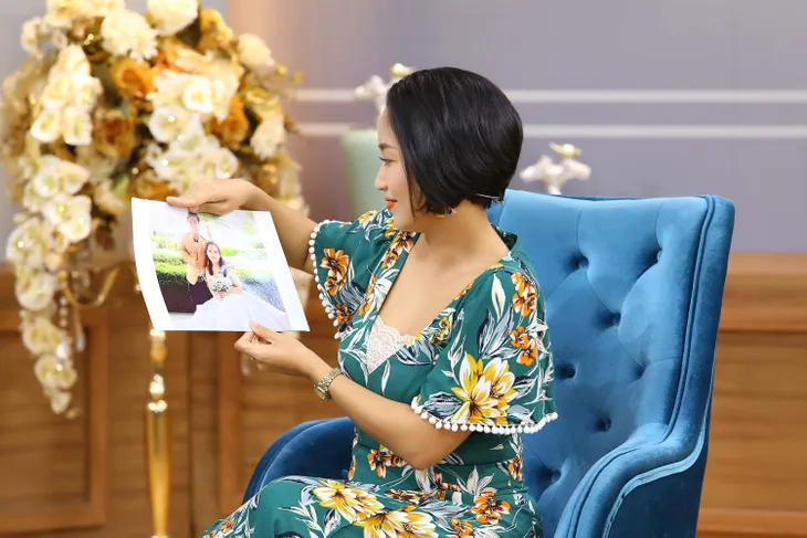 Cô sinh viên y khoa giấu gia đình sinh con cùng anh chàng tí hon - Ảnh 1. Cô sinh viên y khoa giấu gia đình sinh con cùng anh chàng tí hon - Ảnh 1.