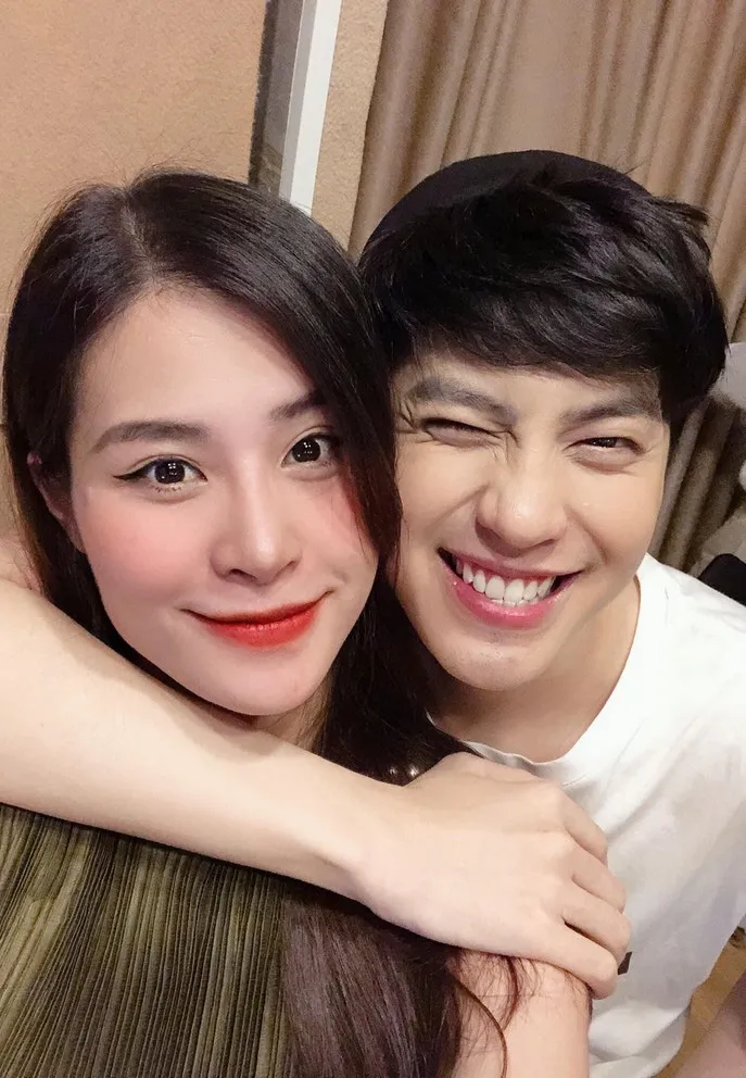 Làm bạn hơn 10 năm, hóa ra Đông Nhi và Noo Phước Thịnh mới kết bạn trên mạng xã hội - Ảnh 2. Làm bạn hơn 10 năm, hóa ra Đông Nhi và Noo Phước Thịnh mới kết bạn trên mạng xã hội - Ảnh 2.