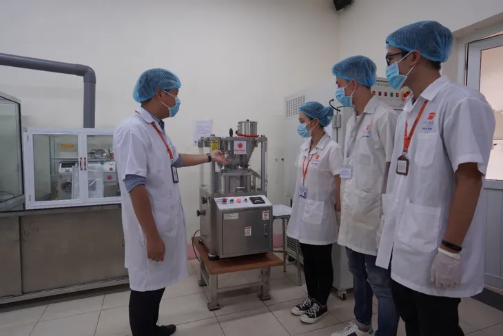 Điều chỉnh nguyện vọng thông minh để giành học bổng “khủng” - Ảnh 2. Điều chỉnh nguyện vọng thông minh để giành học bổng “khủng” - Ảnh 2.