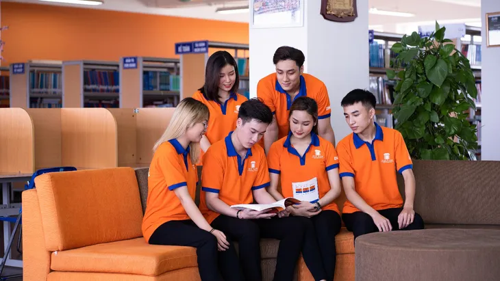 Điều chỉnh nguyện vọng thông minh để giành học bổng “khủng” - Ảnh 3. Điều chỉnh nguyện vọng thông minh để giành học bổng “khủng” - Ảnh 3.