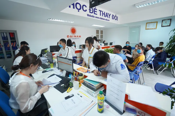 Điều chỉnh nguyện vọng thông minh để giành học bổng “khủng” - Ảnh 4. Điều chỉnh nguyện vọng thông minh để giành học bổng “khủng” - Ảnh 4.