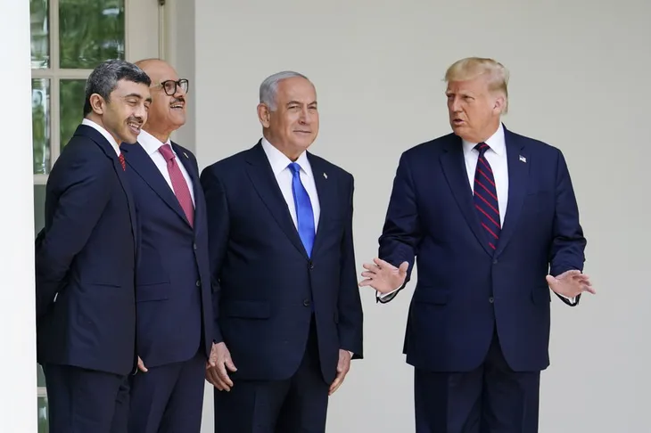 Israel ký thỏa thuận bình thường hóa quan hệ với UAE, Bahrain tại Nhà Trắng - Ảnh 2. Israel ký thỏa thuận bình thường hóa quan hệ với UAE, Bahrain tại Nhà Trắng - Ảnh 2.