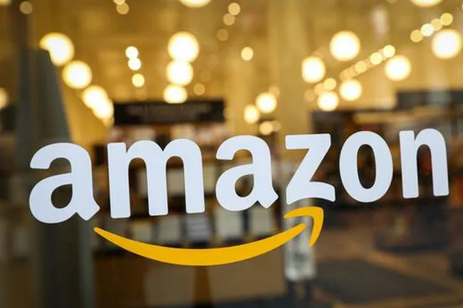 Amazon dùng trí tuệ nhân tạo để chặn hàng giả - Ảnh 1. Amazon dùng trí tuệ nhân tạo để chặn hàng giả - Ảnh 1.