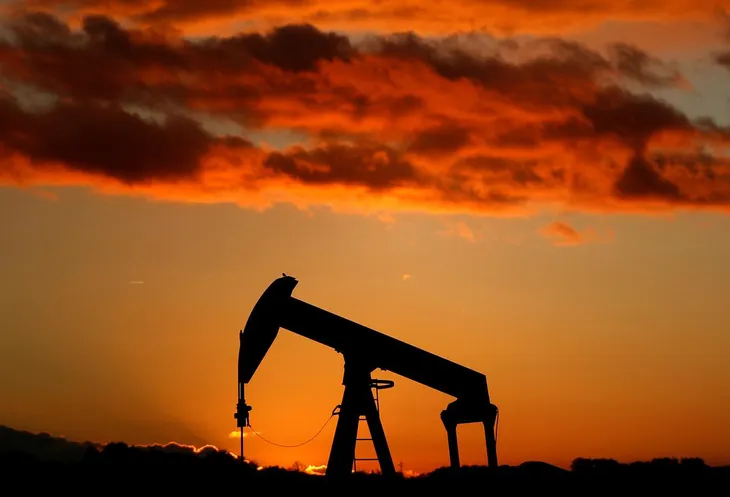 IEA và OPEC hạ dự báo nhu cầu dầu thế giới năm 2020 - Ảnh 1. IEA và OPEC hạ dự báo nhu cầu dầu thế giới năm 2020 - Ảnh 1.