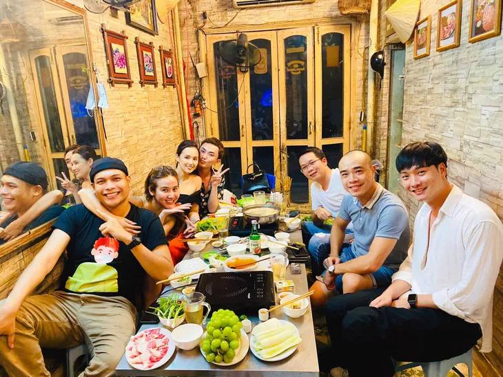 Dàn diễn viên Tình yêu và tham vọng tiếc nuối nói lời tạm biệt phim - Ảnh 1. Dàn diễn viên Tình yêu và tham vọng tiếc nuối nói lời tạm biệt phim - Ảnh 1.