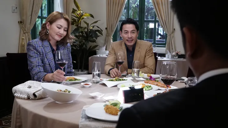 Phim mới Trói buộc yêu thương: Khi các con mắc kẹt trong sự yêu thương thái quá của chính mẹ mình - Ảnh 9. Phim mới Trói buộc yêu thương: Khi các con mắc kẹt trong sự yêu thương thái quá của chính mẹ mình - Ảnh 9.