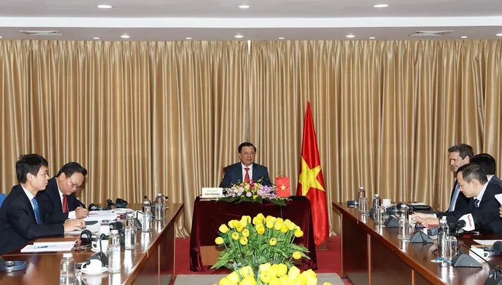 “Phòng bệnh hơn chữa bệnh”: Cơ chế tài chính của Việt Nam trong ứng phó COVID-19 - Ảnh 1. “Phòng bệnh hơn chữa bệnh”: Cơ chế tài chính của Việt Nam trong ứng phó COVID-19 - Ảnh 1.