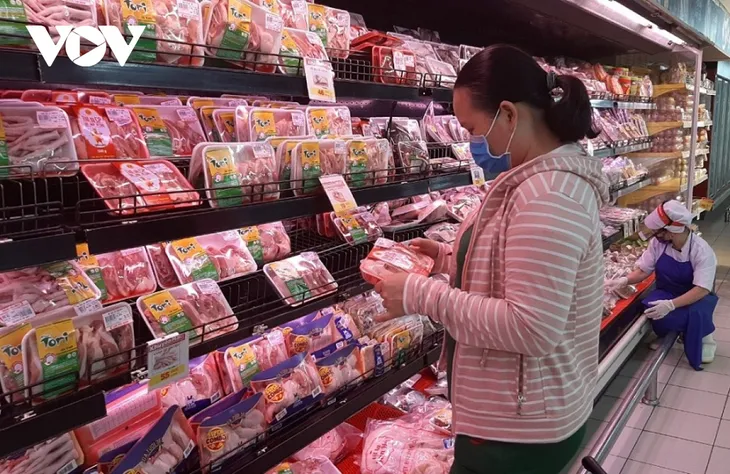 Vì sao giá lợn hơi tăng trở lại, trong khi cơ quan chức năng nói giá sẽ giảm? - Ảnh 2. Vì sao giá lợn hơi tăng trở lại, trong khi cơ quan chức năng nói giá sẽ giảm? - Ảnh 2.