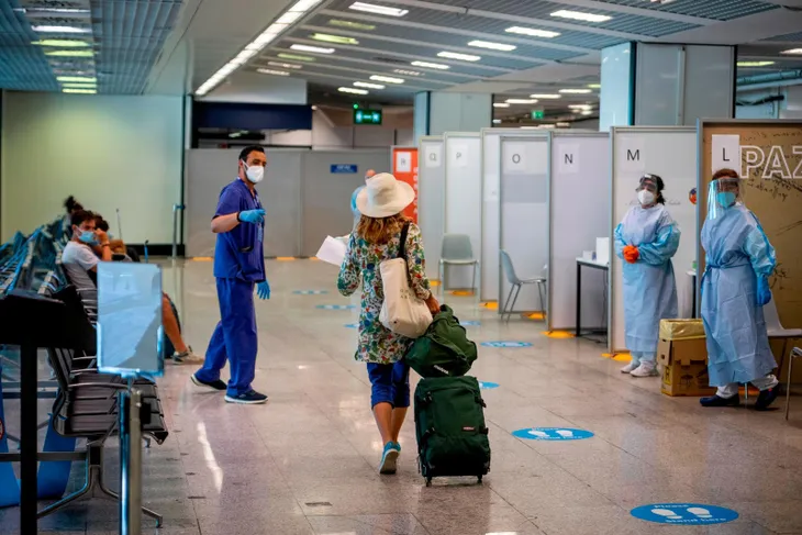 Sân bay đạt chuẩn 5 sao chống COVID-19 đầu tiên trên thế giới - Ảnh 1. Sân bay đạt chuẩn 5 sao chống COVID-19 đầu tiên trên thế giới - Ảnh 1.