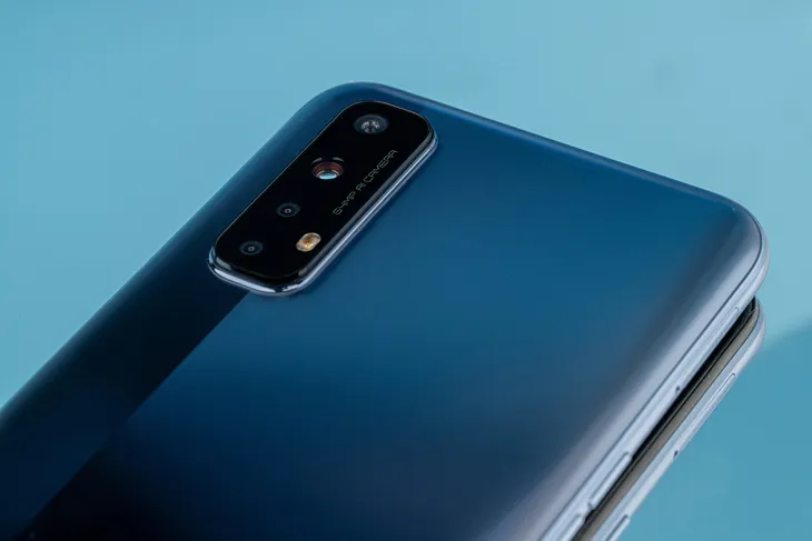 Cận cảnh Realme 7: Smartphone đầu tiên trên thế giới chạy Helio G95 - Ảnh 3. Cận cảnh Realme 7: Smartphone đầu tiên trên thế giới chạy Helio G95 - Ảnh 3.