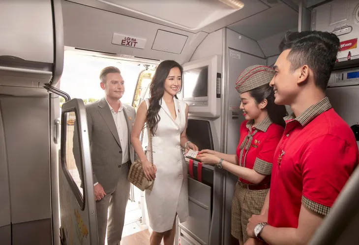 Tưng bừng ra mắt hạng vé mới Deluxe, Vietjet khuyến mại tới 50% giá vé trên toàn mạng bay - Ảnh 1. Tưng bừng ra mắt hạng vé mới Deluxe, Vietjet khuyến mại tới 50% giá vé trên toàn mạng bay - Ảnh 1.