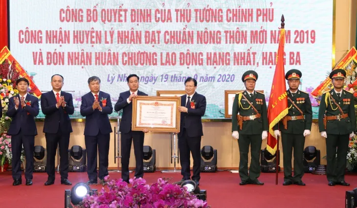Huyện Lý Nhân (Hà Nam) cần đặt mục tiêu phấn đấu đạt chuẩn nông thôn mới nâng cao - Ảnh 1. Huyện Lý Nhân (Hà Nam) cần đặt mục tiêu phấn đấu đạt chuẩn nông thôn mới nâng cao - Ảnh 1.