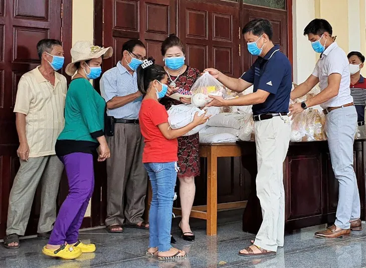 Nhiều hoạt động kỷ niệm 75 năm Quốc khánh Việt Nam tại Campuchia - Ảnh 1. Nhiều hoạt động kỷ niệm 75 năm Quốc khánh Việt Nam tại Campuchia - Ảnh 1.