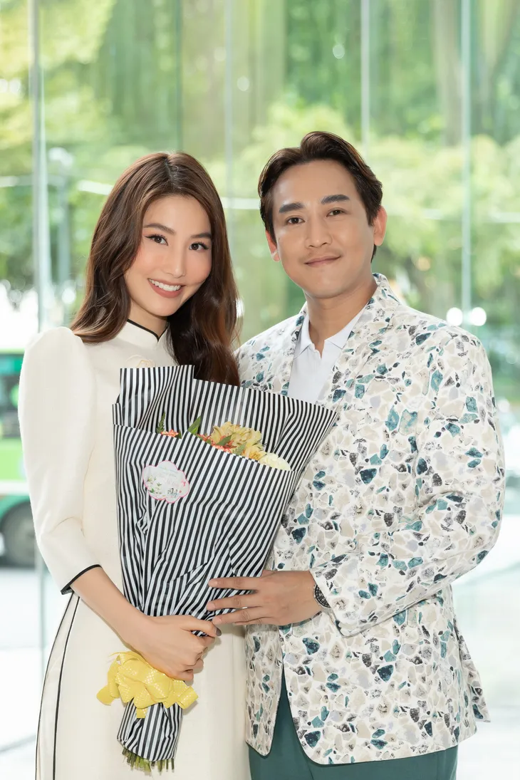 Diễm My 9x lộ bạn trai doanh nhân - Ảnh 2. Diễm My 9x lộ bạn trai doanh nhân - Ảnh 2.