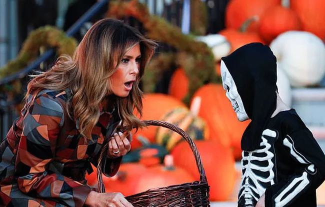 COVID-19 phủ bóng đen lên không khí Halloween tại Mỹ - Ảnh 2. COVID-19 phủ bóng đen lên không khí Halloween tại Mỹ - Ảnh 2.