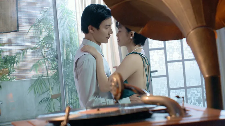 Yêu trong đau thương - Tập 15, 16: Lan Chi gây tai nạn chết người, Chí Kiên đồng ý cưới Hương Thảo để giấu tội cho bồ - Ảnh 2. Yêu trong đau thương - Tập 15, 16: Lan Chi gây tai nạn chết người, Chí Kiên đồng ý cưới Hương Thảo để giấu tội cho bồ - Ảnh 2.