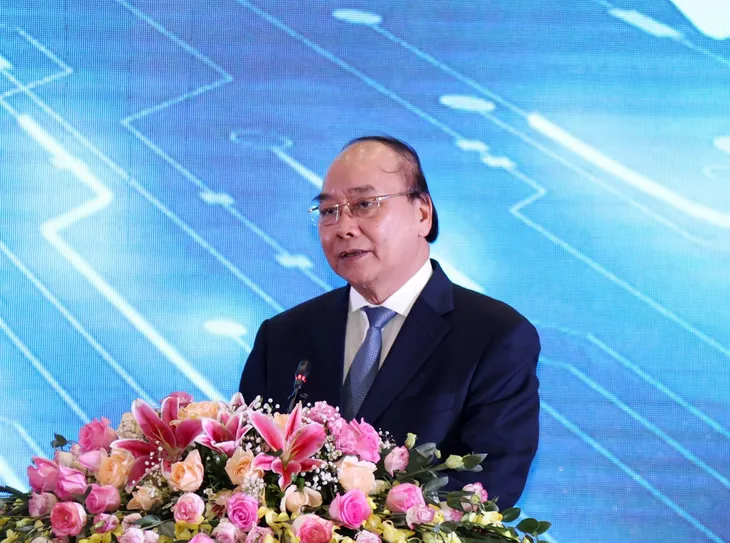 Thủ tướng Nguyễn Xuân Phúc: Nhanh chóng mở rộng mạng lưới khám, chữa bệnh từ xa - Ảnh 1. Thủ tướng Nguyễn Xuân Phúc: Nhanh chóng mở rộng mạng lưới khám, chữa bệnh từ xa - Ảnh 1.