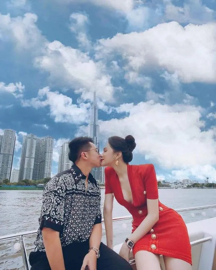 Hoa hậu Hương Giang: Chuyện tình cảm của một người chuyển giới áp lực kinh khủng - Ảnh 2. Hoa hậu Hương Giang: Chuyện tình cảm của một người chuyển giới áp lực kinh khủng - Ảnh 2.