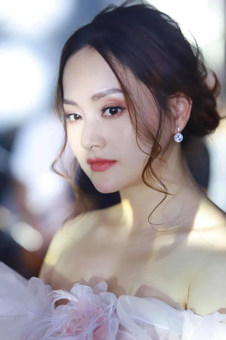 Lan Phương tiết lộ cảnh quay đến 2h sáng trong Trói buộc yêu thương - Ảnh 2. Lan Phương tiết lộ cảnh quay đến 2h sáng trong Trói buộc yêu thương - Ảnh 2.