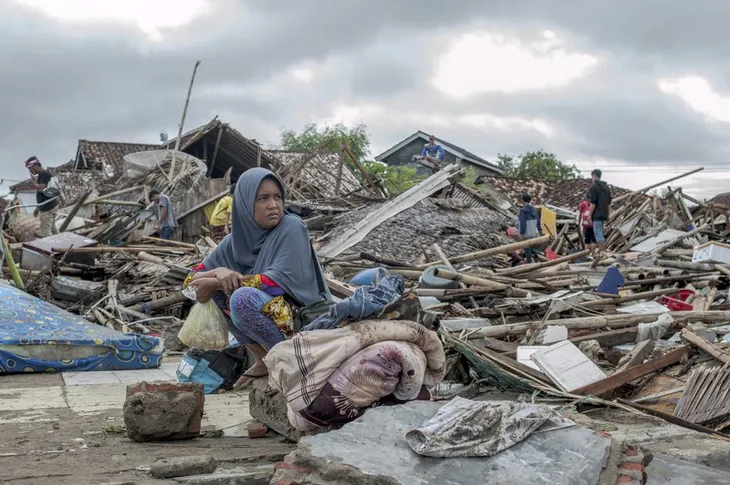 Nguy cơ xảy ra sóng thần cao tới 20 m ở đảo Java, Indonesia - Ảnh 1. Nguy cơ xảy ra sóng thần cao tới 20 m ở đảo Java, Indonesia - Ảnh 1.
