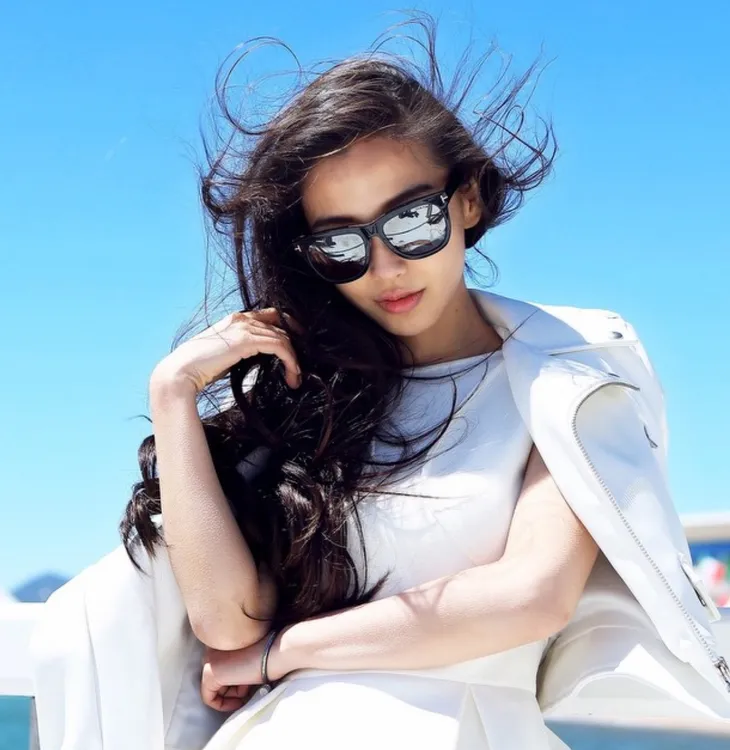 Angelababy bị trầm cảm vì cư dân mạng xã hội - Ảnh 1. Angelababy bị trầm cảm vì cư dân mạng xã hội - Ảnh 1.