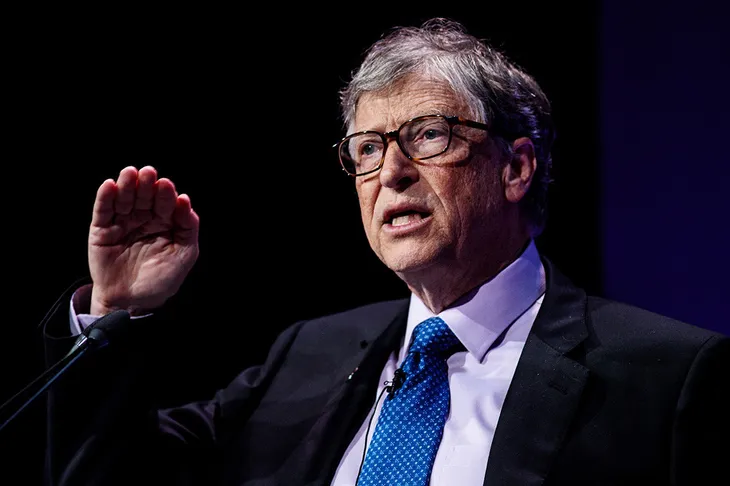 Từ chiếc bánh hamburger đến cách tiêu tiền của Bill Gates - Ảnh 1. Từ chiếc bánh hamburger đến cách tiêu tiền của Bill Gates - Ảnh 1.