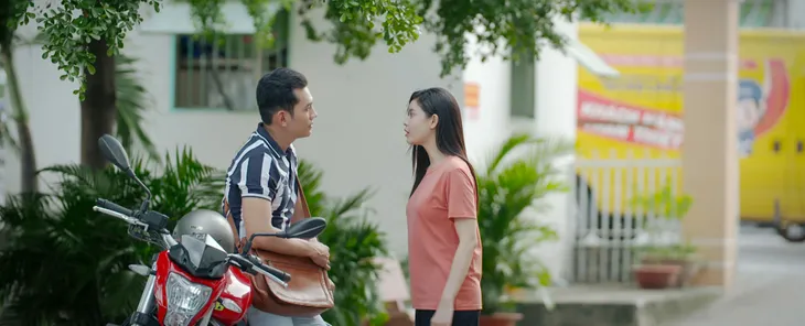 Trói buộc yêu thương - Tập 4: Quá khứ đáng sợ của Phương đang dần hé lộ? - Ảnh 4. Trói buộc yêu thương - Tập 4: Quá khứ đáng sợ của Phương đang dần hé lộ? - Ảnh 4.