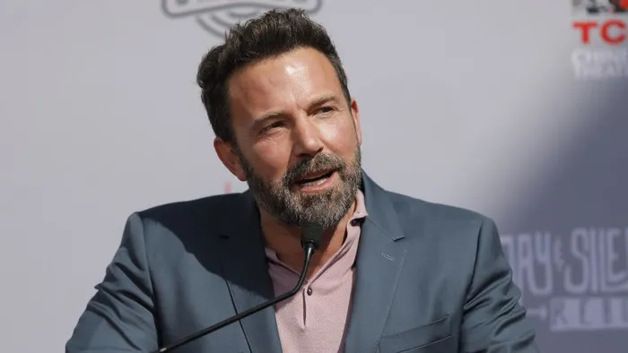 Ben Affleck lo ngại doanh thu phòng vé hậu COVID-19 - Ảnh 1. Ben Affleck lo ngại doanh thu phòng vé hậu COVID-19 - Ảnh 1.