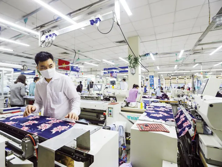 Việt Nam đặt mục tiêu GDP tăng 6,5 - 7%/năm vào năm 2025 - Ảnh 1. Việt Nam đặt mục tiêu GDP tăng 6,5 - 7%/năm vào năm 2025 - Ảnh 1.