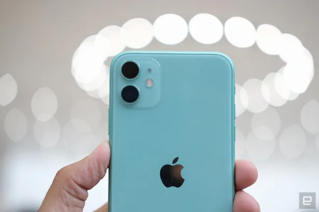 iPhone 11 – Smartphone bán chạy nhất nửa đầu năm 2020 - Ảnh 2. iPhone 11 – Smartphone bán chạy nhất nửa đầu năm 2020 - Ảnh 2.