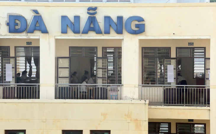 Đảm bảo thi vào lớp 10 an toàn, Đà Nẵng tính xét nghiệm COVID-19 toàn bộ học sinh - Ảnh 1. Đảm bảo thi vào lớp 10 an toàn, Đà Nẵng tính xét nghiệm COVID-19 toàn bộ học sinh - Ảnh 1.