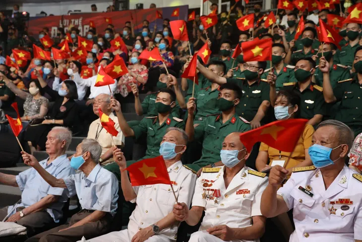 Những hình ảnh lắng đọng trong Lời thề độc lập - chương trình đặc biệt mừng Quốc khánh 2/9 - Ảnh 5. Những hình ảnh lắng đọng trong Lời thề độc lập - chương trình đặc biệt mừng Quốc khánh 2/9 - Ảnh 5.