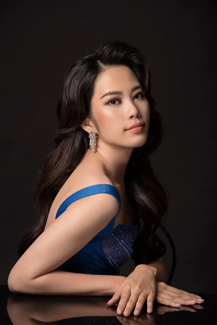 Nam Em tung bộ ảnh tái xuất sau thời gian trị bệnh trầm cảm - Ảnh 4. Nam Em tung bộ ảnh tái xuất sau thời gian trị bệnh trầm cảm - Ảnh 4.