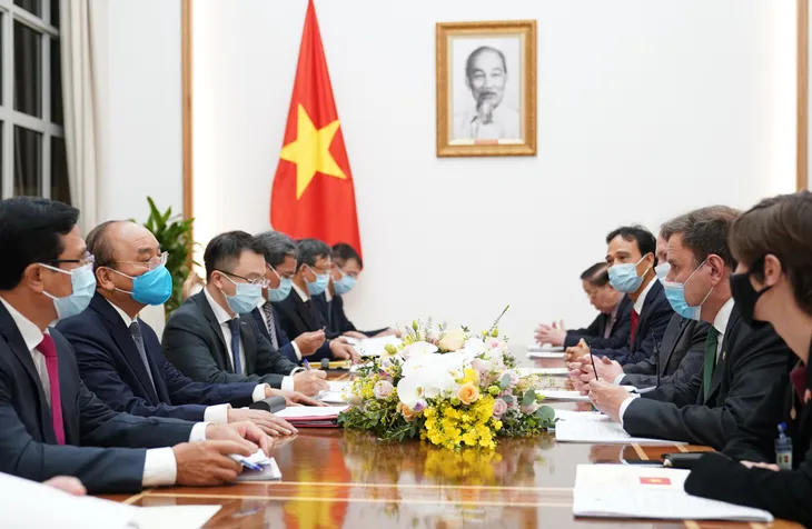 Thủ tướng hoan nghênh Tập đoàn Vương quốc Anh đầu tư dự án điện gió tại Việt Nam - Ảnh 1. Thủ tướng hoan nghênh Tập đoàn Vương quốc Anh đầu tư dự án điện gió tại Việt Nam - Ảnh 1.