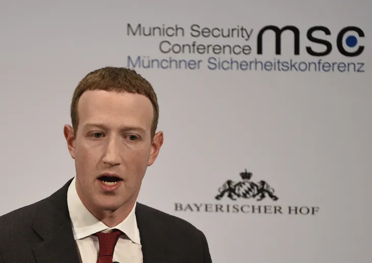 Facebook ngừng đăng quảng cáo chính trị trước thềm bầu cử Mỹ - Ảnh 1. Facebook ngừng đăng quảng cáo chính trị trước thềm bầu cử Mỹ - Ảnh 1.