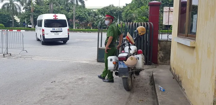 Nổ bình khí tại nhà máy thép, 3 người thương vong - Ảnh 1. Nổ bình khí tại nhà máy thép, 3 người thương vong - Ảnh 1.
