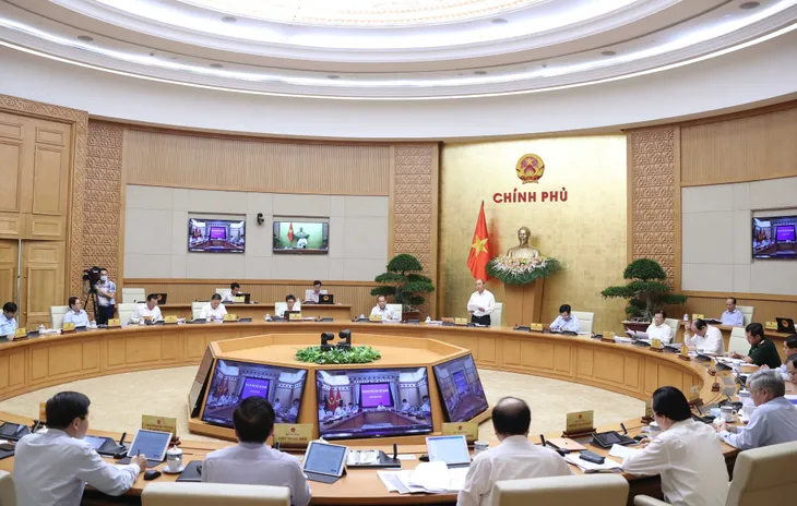 Thủ tướng: Phải kích thích kinh tế mạnh mẽ hơn nữa! - Ảnh 4. Thủ tướng: Phải kích thích kinh tế mạnh mẽ hơn nữa! - Ảnh 4.