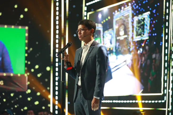 BTV Việt Hoàng Chuyển động 24h giành cúp VTV Awards 2020 - Ảnh 4. BTV Việt Hoàng Chuyển động 24h giành cúp VTV Awards 2020 - Ảnh 4.