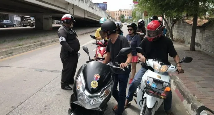 Xử phạt vi phạm giao thông tại các quốc gia có gì khác biệt? - Ảnh 1. Xử phạt vi phạm giao thông tại các quốc gia có gì khác biệt? - Ảnh 1.