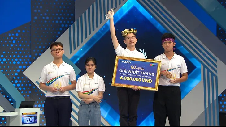 Lộ diện thí sinh cuối cùng của cuộc thi Quý IV Đường lên đỉnh Olympia 2020 - Ảnh 2. Lộ diện thí sinh cuối cùng của cuộc thi Quý IV Đường lên đỉnh Olympia 2020 - Ảnh 2.