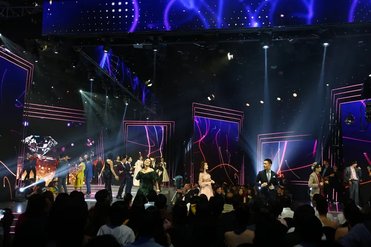 BTV Thời sự, Ai là triệu phú và dàn MC hòa ca tại VTV Awards 2020 - Ảnh 6. BTV Thời sự, Ai là triệu phú và dàn MC hòa ca tại VTV Awards 2020 - Ảnh 6.