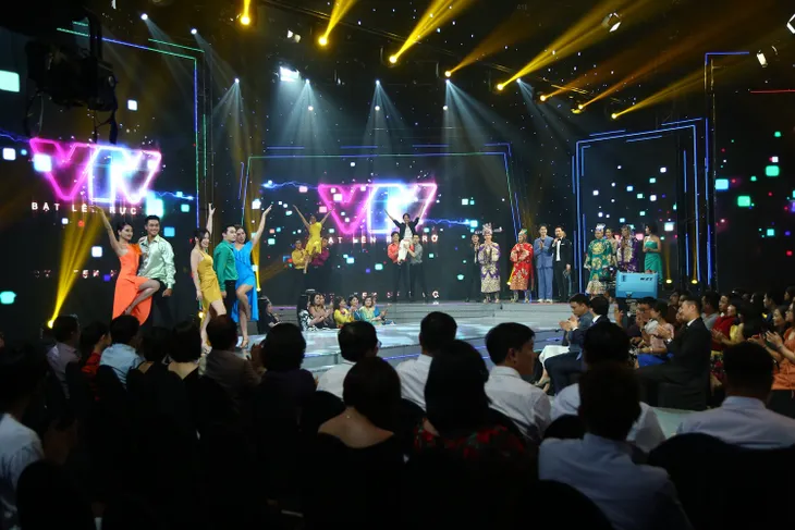 Táo quân đổ bộ sân khấu VTV Awards 2020 với 2 Táo mới toanh - Ảnh 15. Táo quân đổ bộ sân khấu VTV Awards 2020 với 2 Táo mới toanh - Ảnh 15.