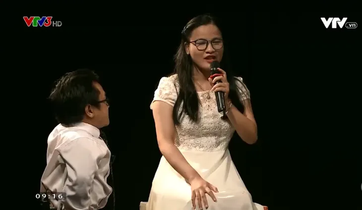 Điều ước thứ 7: Cô gái khiếm thị vượt lên số phận giành học bổng trị giá 1 tỉ đồng - Ảnh 4. Điều ước thứ 7: Cô gái khiếm thị vượt lên số phận giành học bổng trị giá 1 tỉ đồng - Ảnh 4.