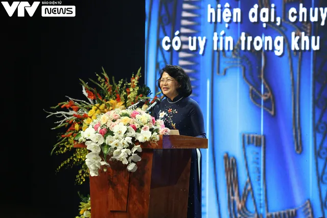 Đài THVN kỉ niệm 50 năm ngày phát sóng chương trình truyền hình đầu tiên - Ảnh 3. Đài THVN kỉ niệm 50 năm ngày phát sóng chương trình truyền hình đầu tiên - Ảnh 3.